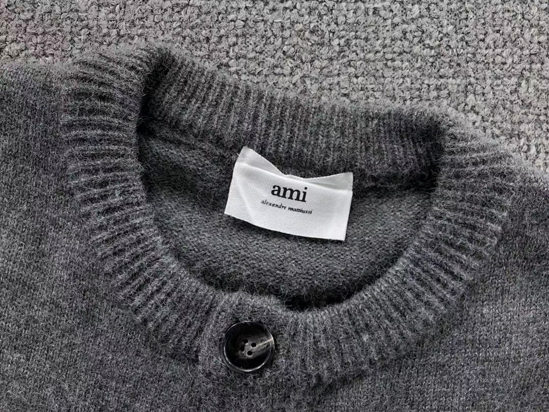 AMI 168 AMI SWEATER 3109120421 (Im 170Cm 60Kg I Wear Size M In The Phot) - Image 25