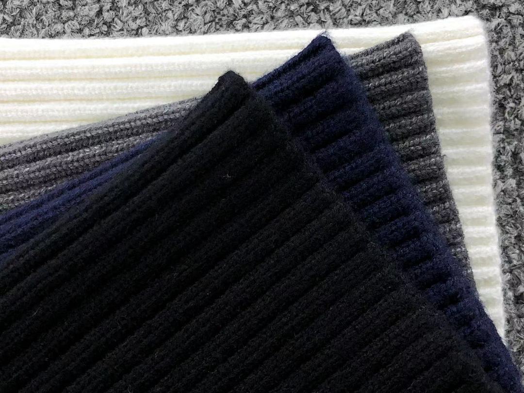 AMI 178 AMI SWEATER 4120201135 (Im 170Cm 60Kg I Wear Size XS In The Phot) - Image 20