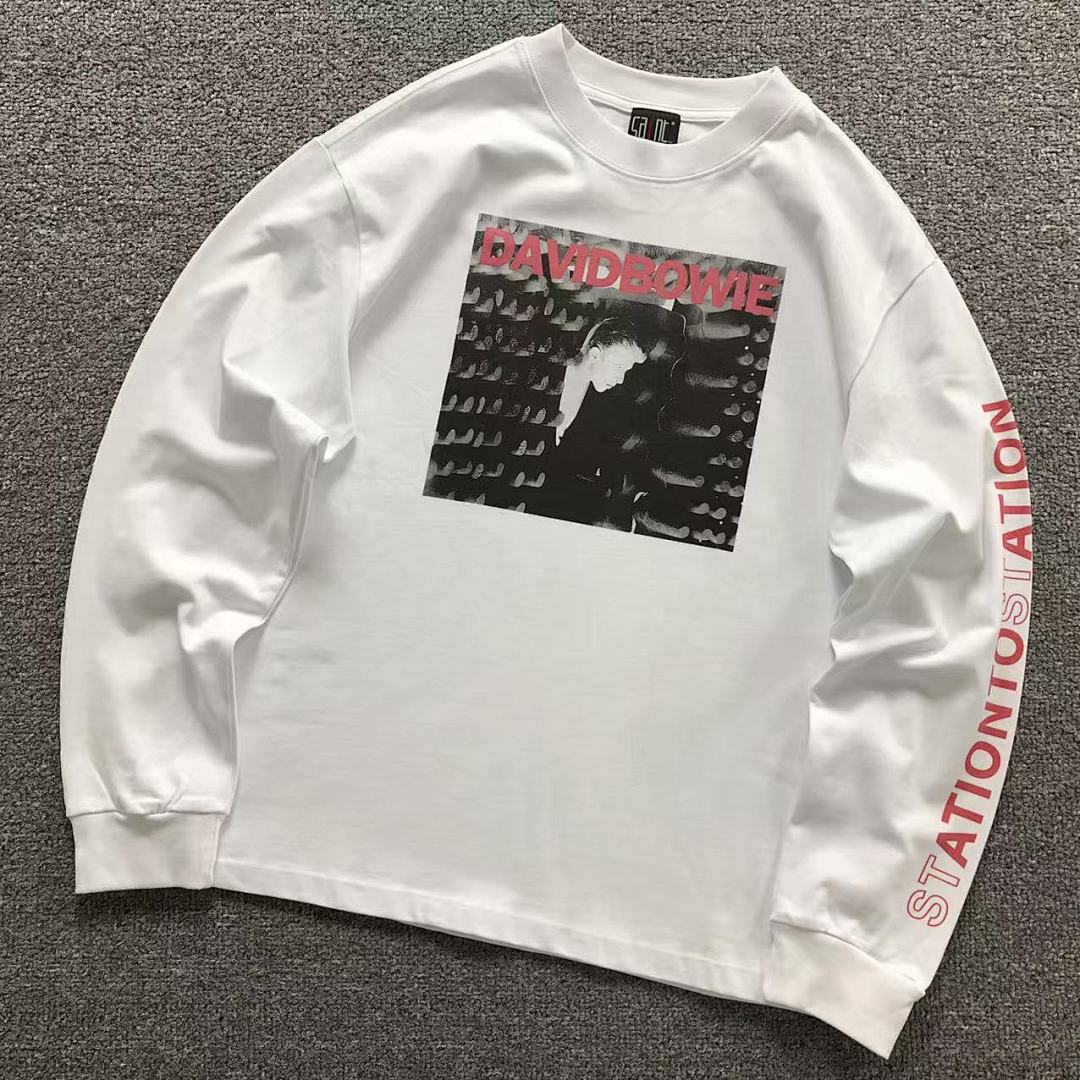 Chanel 135 SAINT MICHAEL LONG SLEEVED 3110081217 (Im 170Cm 60Kg I Wear Size S In The Phot)