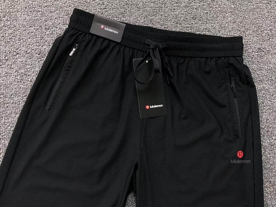 On Running 95 LULULEMON SHORTS 3103111203 (Im 170Cm 60Kg I Wear Size XL In The Phot) - Image 10
