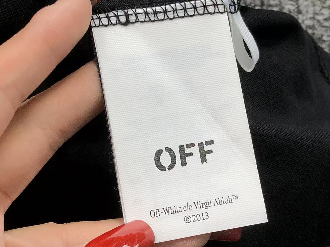 Off-White 105 OFF-WHITE T-SHIRT 5207182219 (Im 170Cm 60Kg I Wear Size M In The Phot) - Image 23