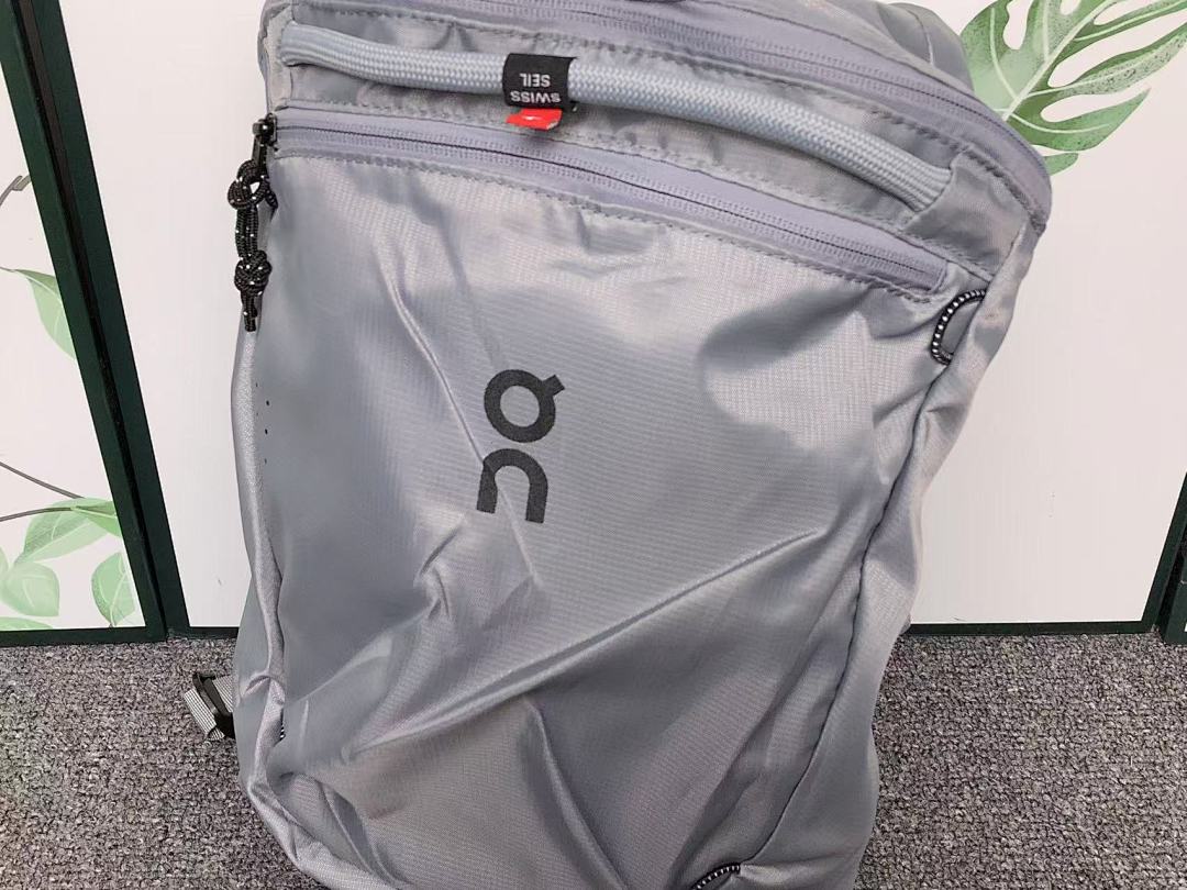 On Running 108 ON BAG 123190566 (Long 31CM* Wide 12CM* High 42CM) - Image 18