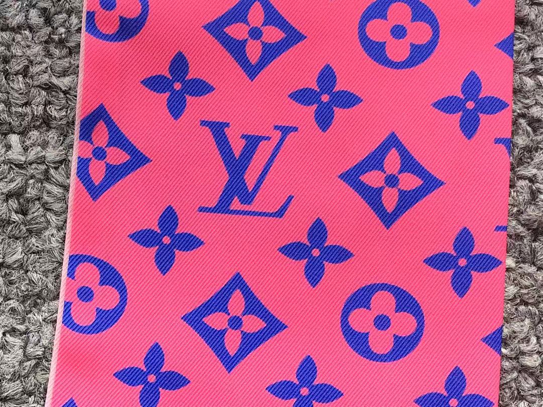 Louis Vuitton 68 L⭐ SCARF 5112815102 (Long 116CM* Wide 8CM*) - Image 5