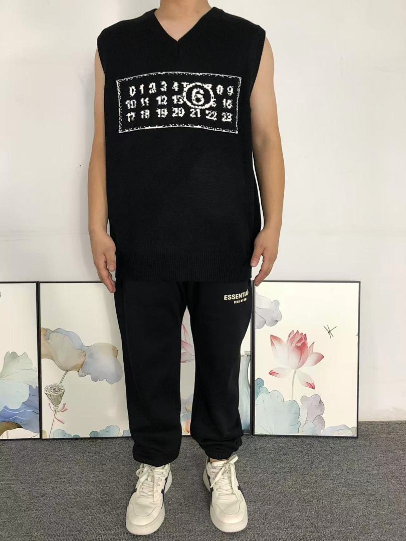 On Running 128 MAISON MARGIELA VEST 41100531146 (Im 170Cm 60Kg I Wear Size XL In The Phot) - Image 3