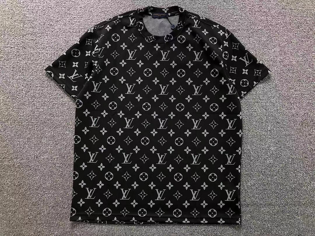 Louis Vuitton 78 L⭐ T-SHIRT 1111140232 (Im 170Cm 60Kg I Wear Size L In The Phot) - Image 9
