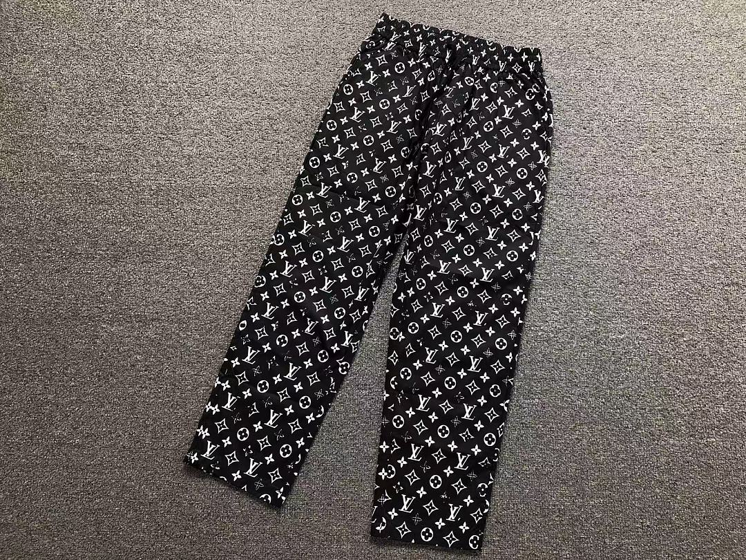 Louis Vuitton 158 L⭐ TROUSERS 52070103147 (Im 170Cm 60Kg I Wear Size M In The Phot) - Image 9