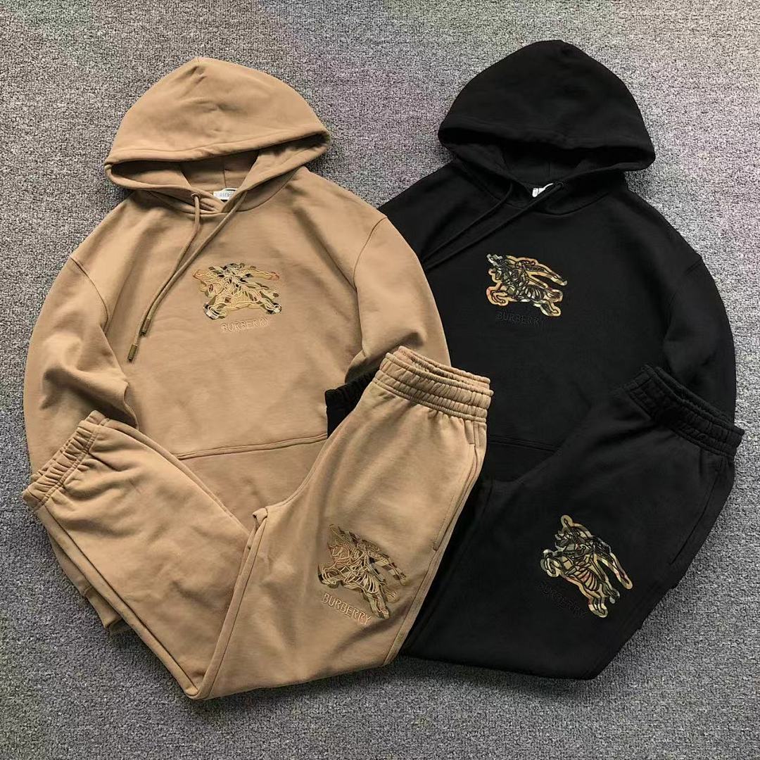 Burberry TROUSERS 208 B⭐R⭐E⭐RY HOODIE
