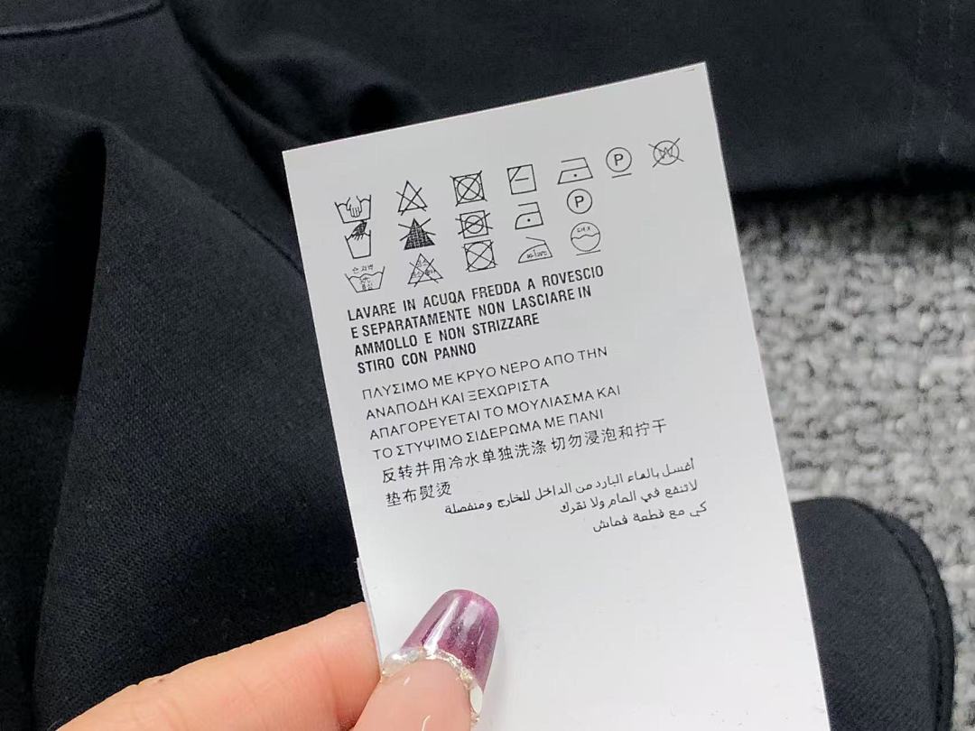Prada 95 P⭐A⭐A T-SHIRT 3201220403 (Im 170Cm 60Kg I Wear Size M In The Phot) - Image 26
