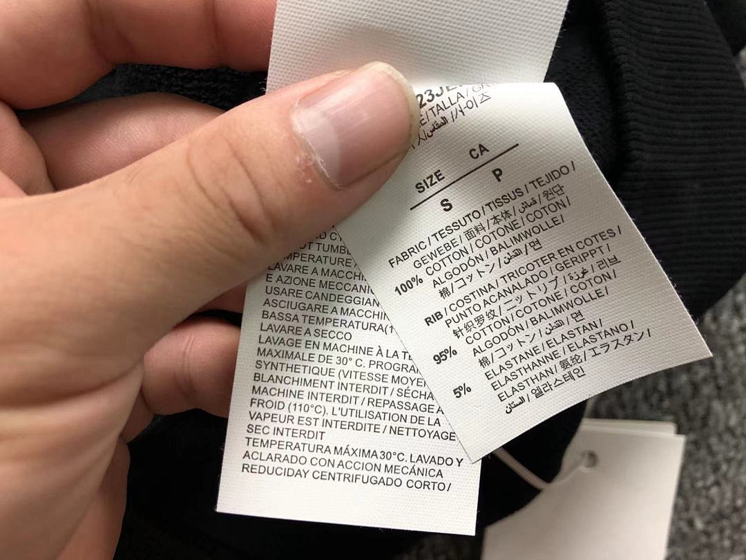 Off-White 208 OFF-WHITE (WHITE HOODIE) - Image 17