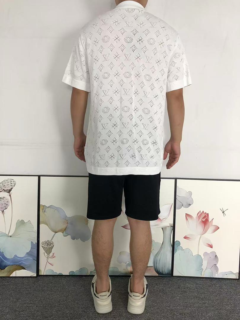 Louis Vuitton 195 L⭐ T-SHIRT 22071022125 (Im 170Cm 60Kg I Wear Size S In The Phot) - Image 4