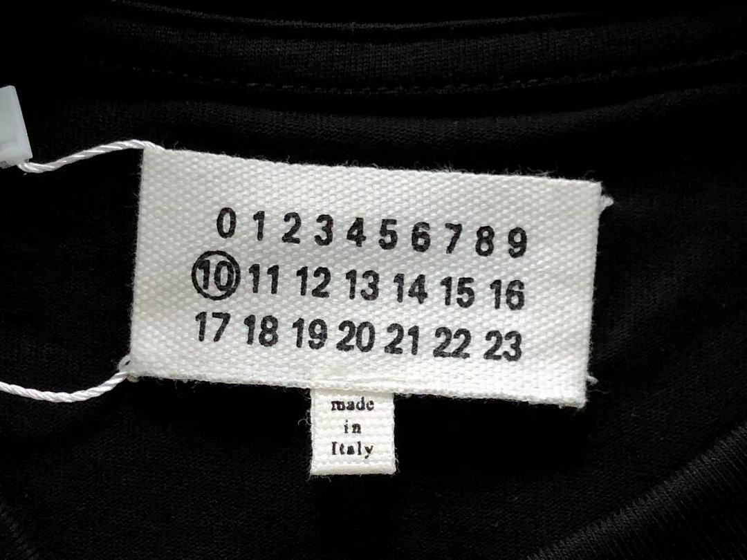 On Running 78 MAISON MARGIELA T-SHIRT 4107050186 (Im 170Cm 60Kg I Wear Size 46 In The Phot) - Image 23