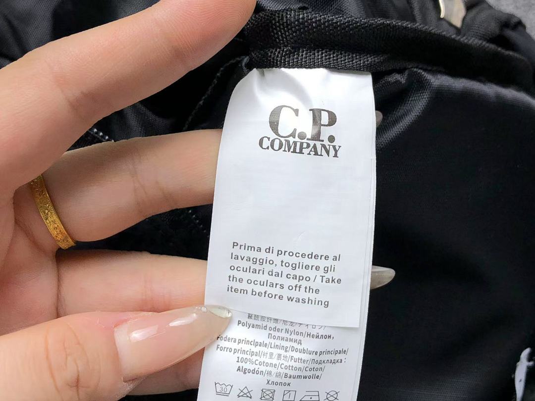 C.P. Company 95 CP BAG 1107190713 (Long 29CM* Wide 6CM* High 41CM) - Image 32