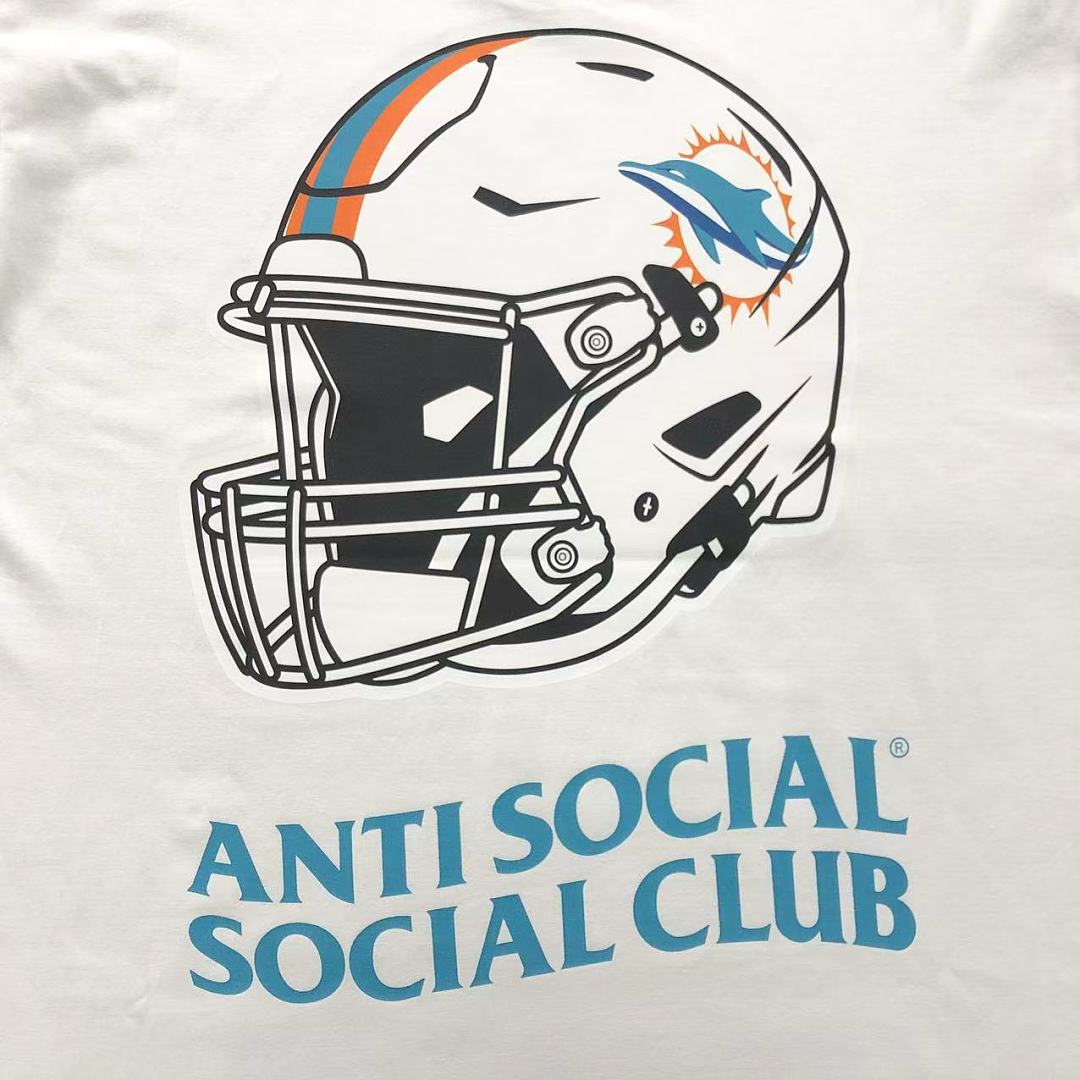 Christian Louboutin 88 ANTI SOCIAL CLUB T-SHIRT 126212002 (Im 170Cm 60Kg I Wear Size M In The Phot) - Image 9