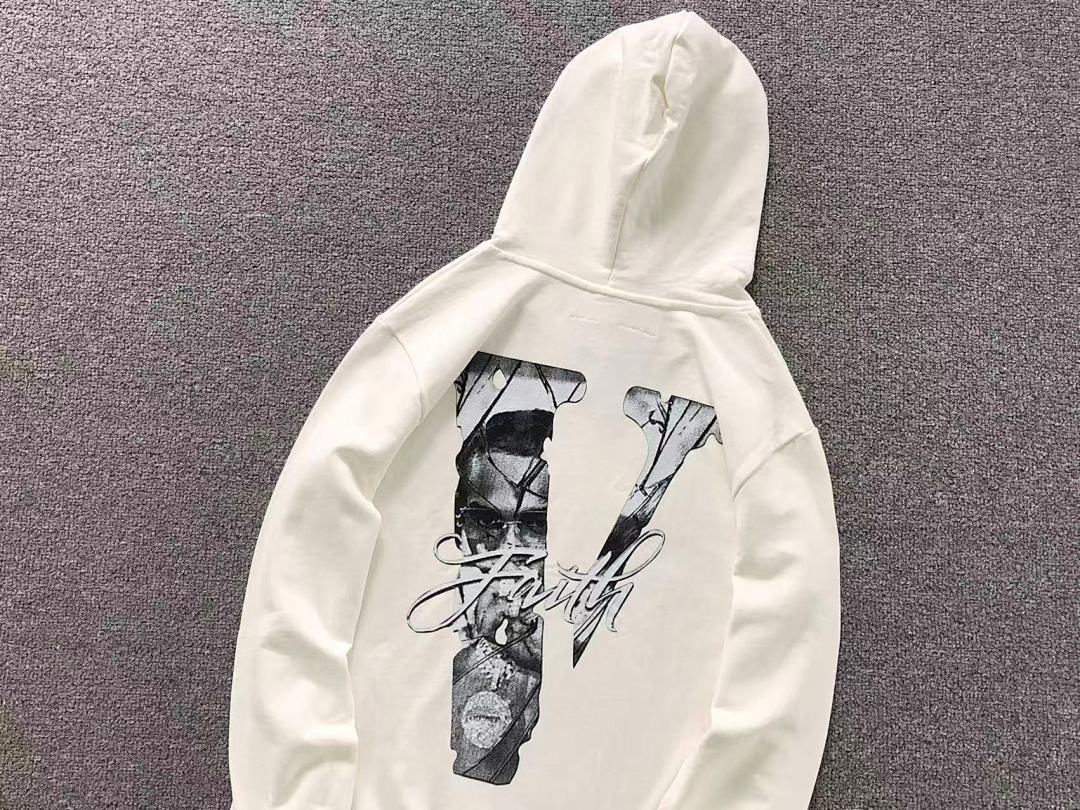On Running 118 VLONE HOODIE 510115091 (Im 170Cm 60Kg I Wear Size S In The Phot) - Image 14