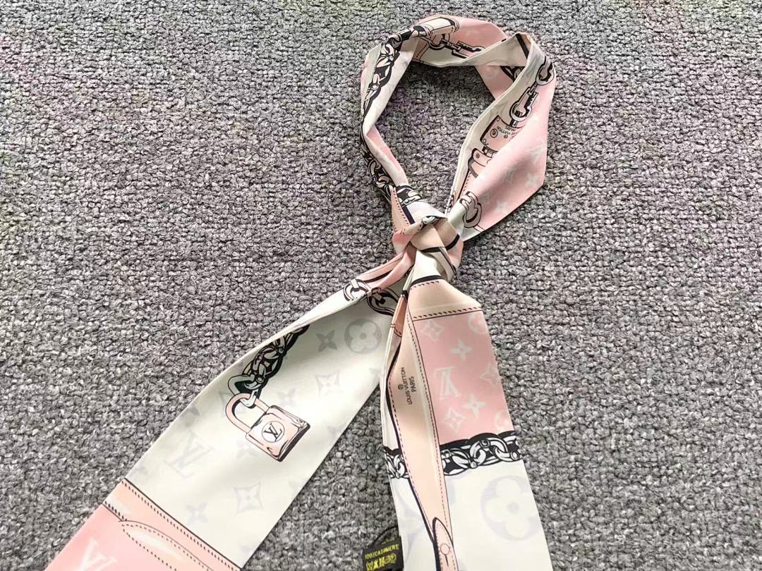 Louis Vuitton 68 L⭐ SCARF 5220742102 (Long 180CM* Wide 8CM*) - Image 4
