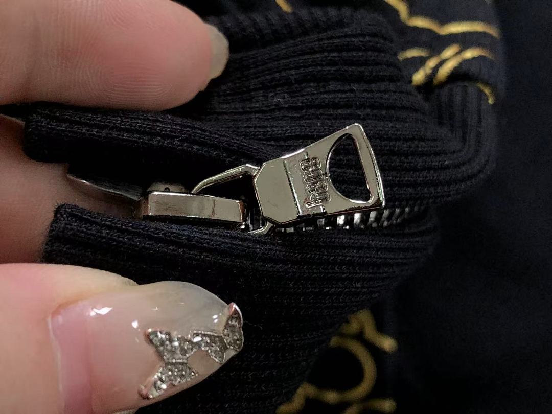 Bape 238 BAPE HOODIE 4111100377 (Im 170Cm 60Kg I Wear Size M In The Phot) - Image 28