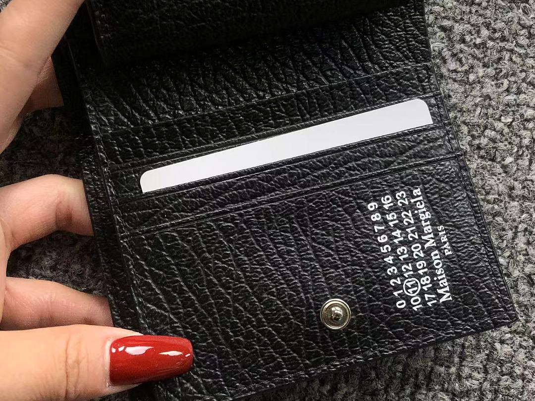 On Running 175 MAISON MARGIELA BAG 3206181821 (Long 11CM* Wide 3CM* High 8CM) - Image 11