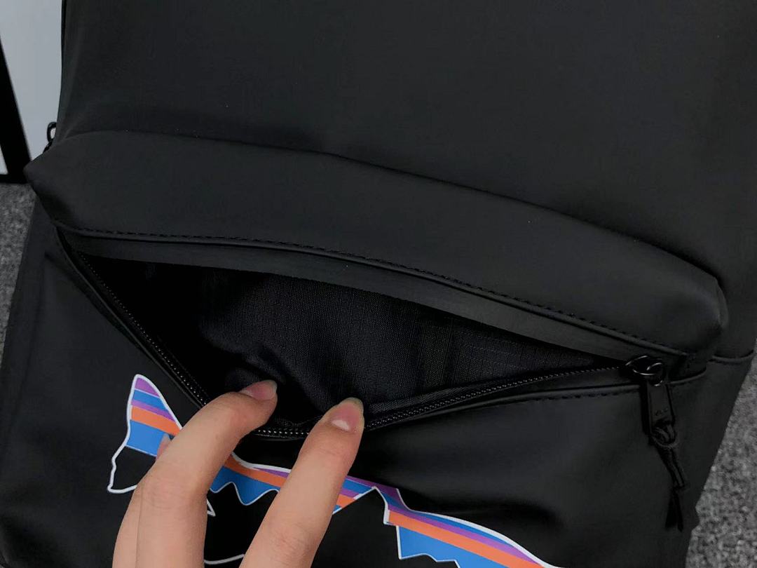 On Running 109 PATAGONIA BAG (Long 35CM* Wide 17CM* High 43CM) - Image 16
