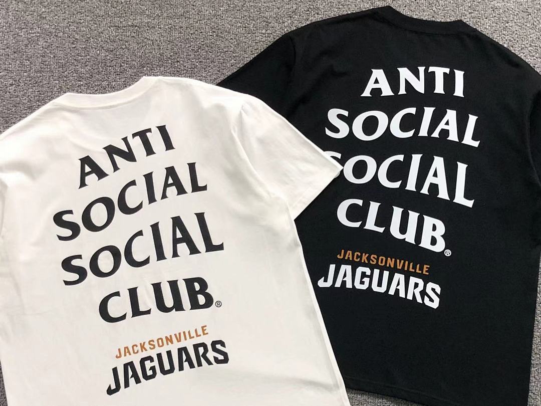 Christian Louboutin 85 ANTI SOCIAL CLUB T-SHIRT 123132602 (Im 170Cm 60Kg I Wear Size L In The Phot) - Image 6