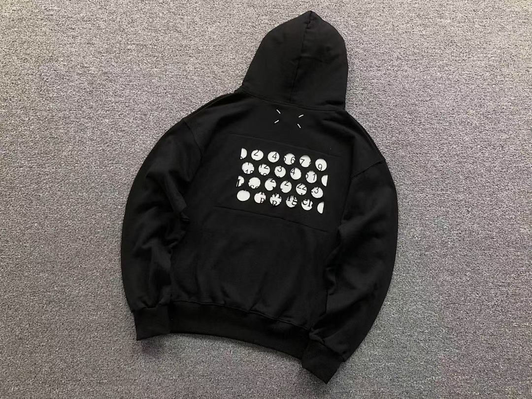 On Running 138 MAISON MARGIELA HOODIE 521714162 (Im 170Cm 60Kg I Wear Size 44 In The Phot) - Image 6