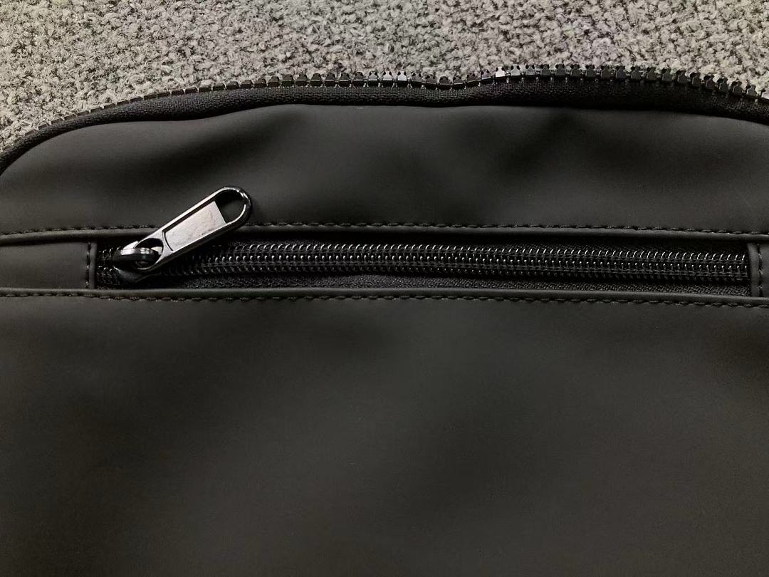 Fear of God 85 FOG BAG 5253006179 (Long 23CM* Wide 10CM* High 17CM) - Image 20