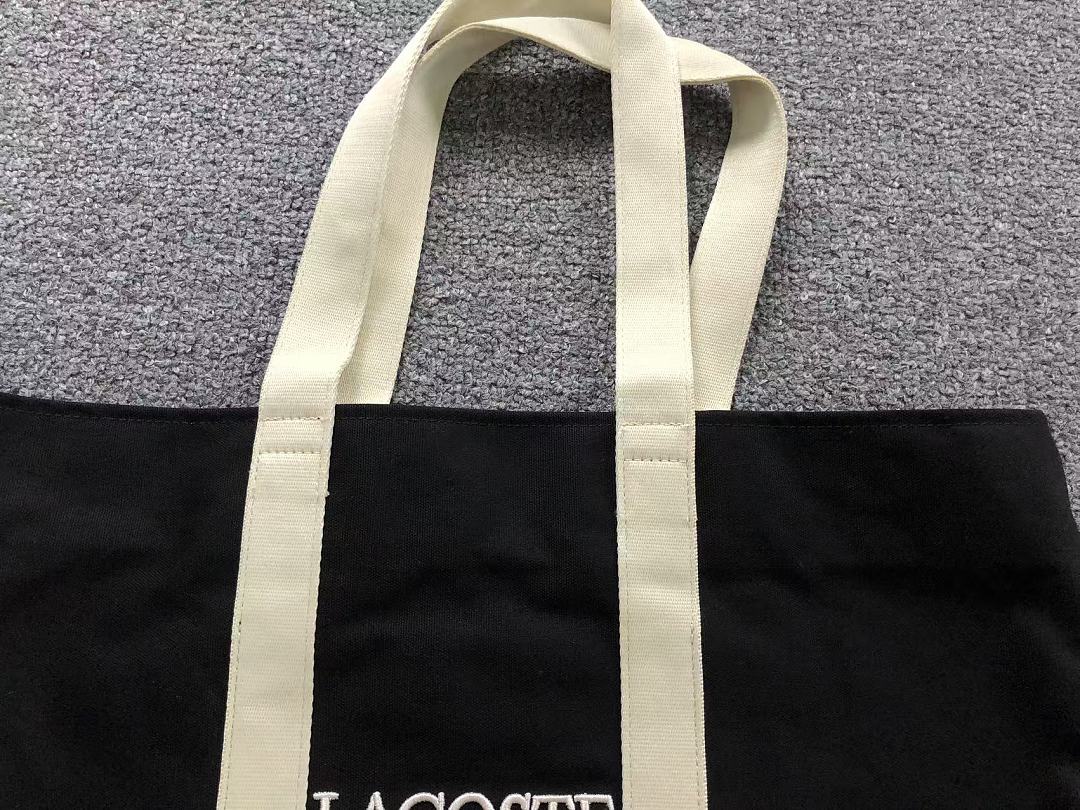 Lacoste 158 LACOSTE BAG 4206020375 (Long 45CM* Wide 18CM* High 36CM) - Image 17