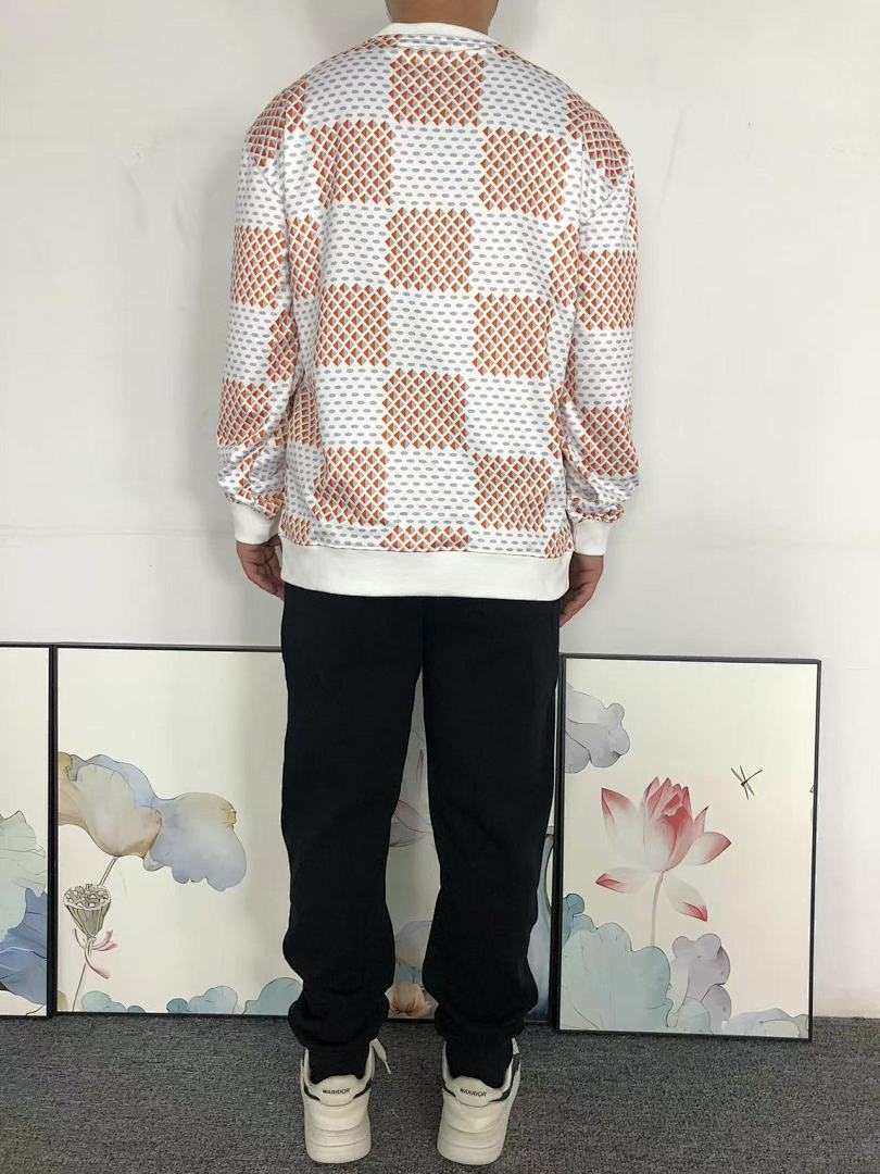 Louis Vuitton 95 L⭐ HOODIE 1111143532 (Im 170Cm 60Kg I Wear Size L In The Phot) - Image 4