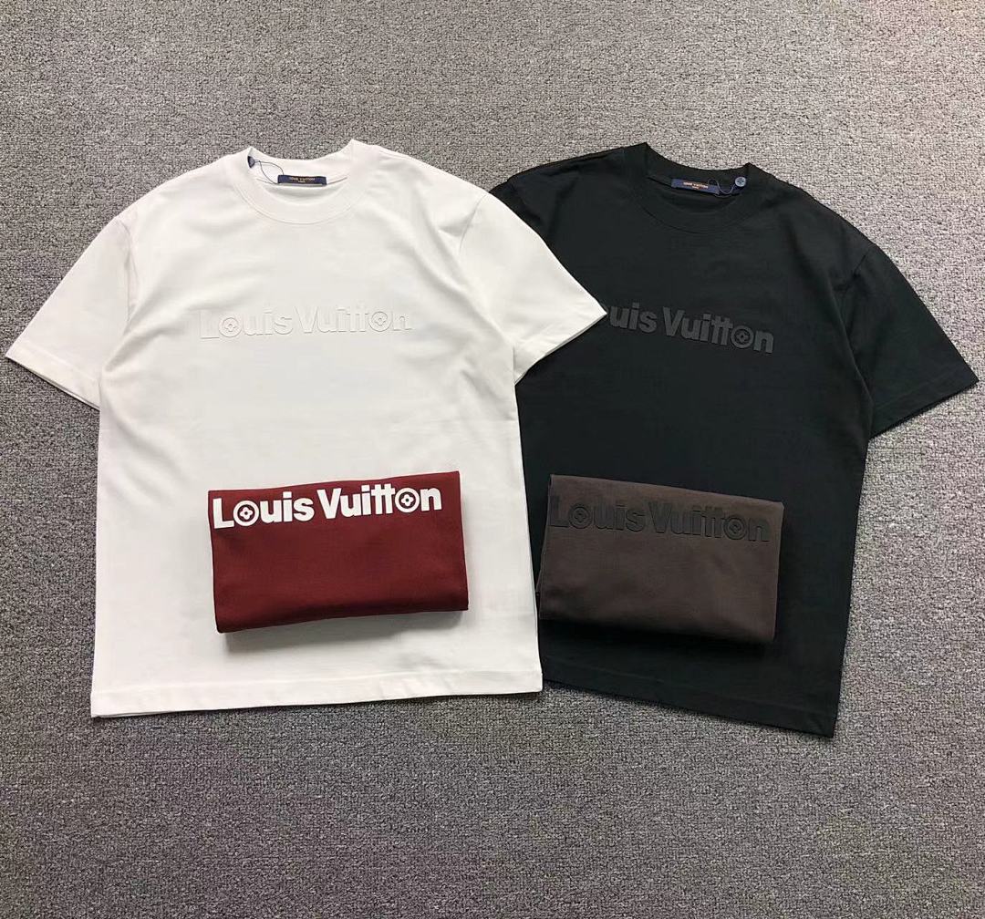 Louis Vuitton 115 L⭐ T-SHIRT 41112130321 (Im 170Cm 57Kg I Wear Size M In The Phot)