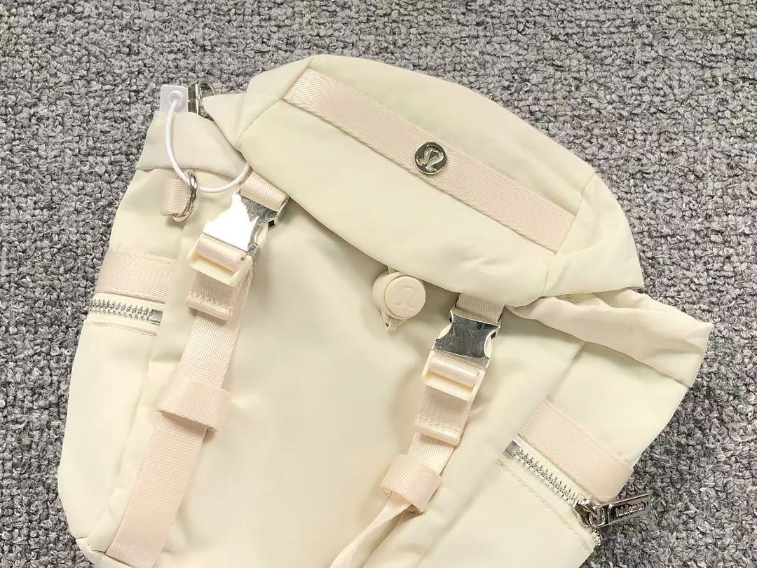 On Running 168 LULULEMON BAG 4207031377 (Long 15CM* Wide 9CM* High 19CM) - Image 16