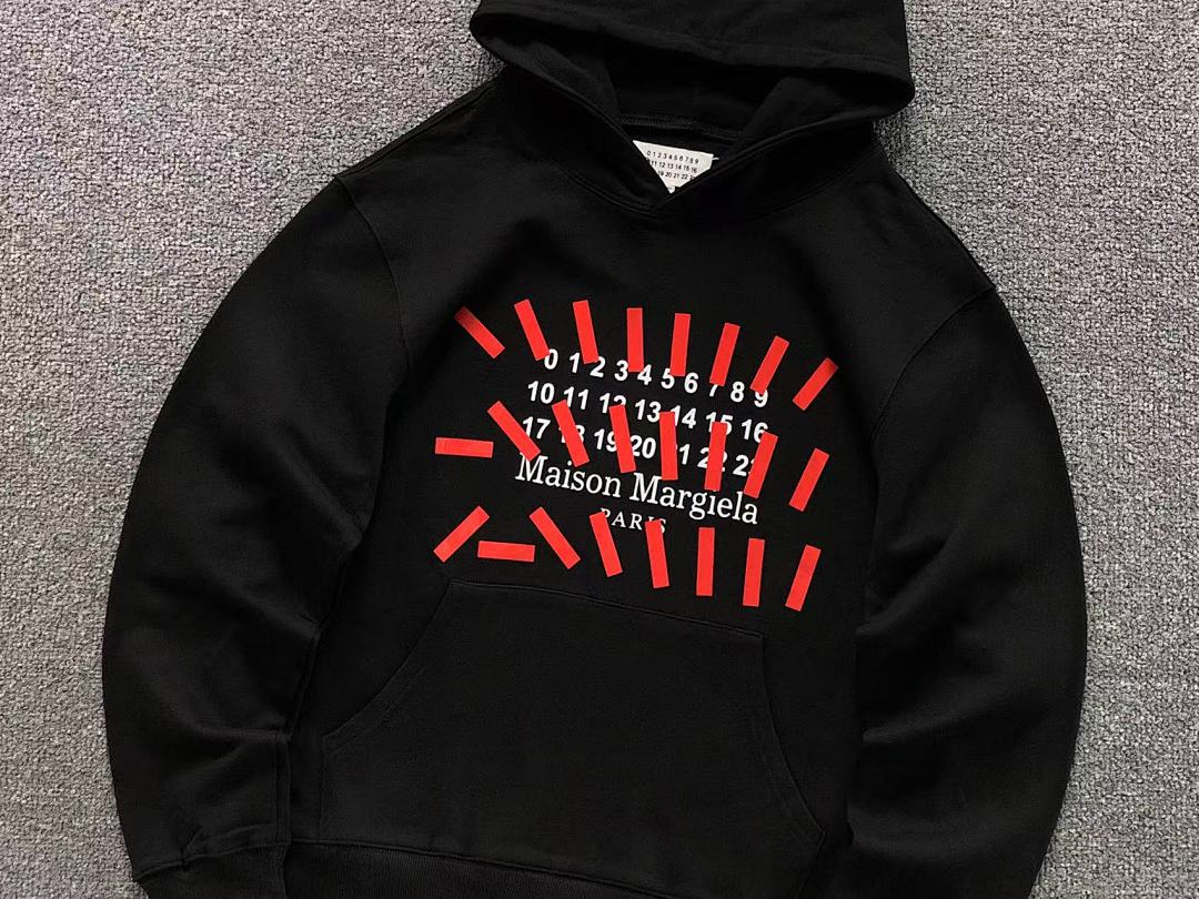 On Running 128 MAISON MARGIELA HOODIE 4107073686 (Im 170Cm 60Kg I Wear Size 46 In The Phot) - Image 12