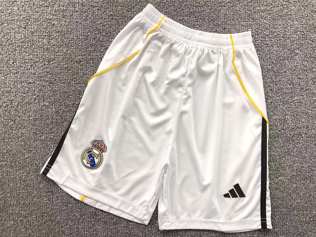 Chanel 75 FOOTBALL T-SHIRT SHORTS - Image 21