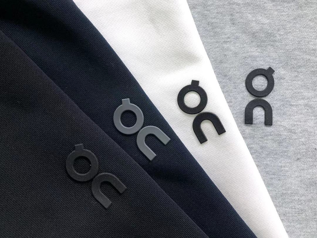 On Running 145 ON HOODIE 2206150304 (Im 170Cm 60Kg I Wear Size L In The Phot) - Image 16