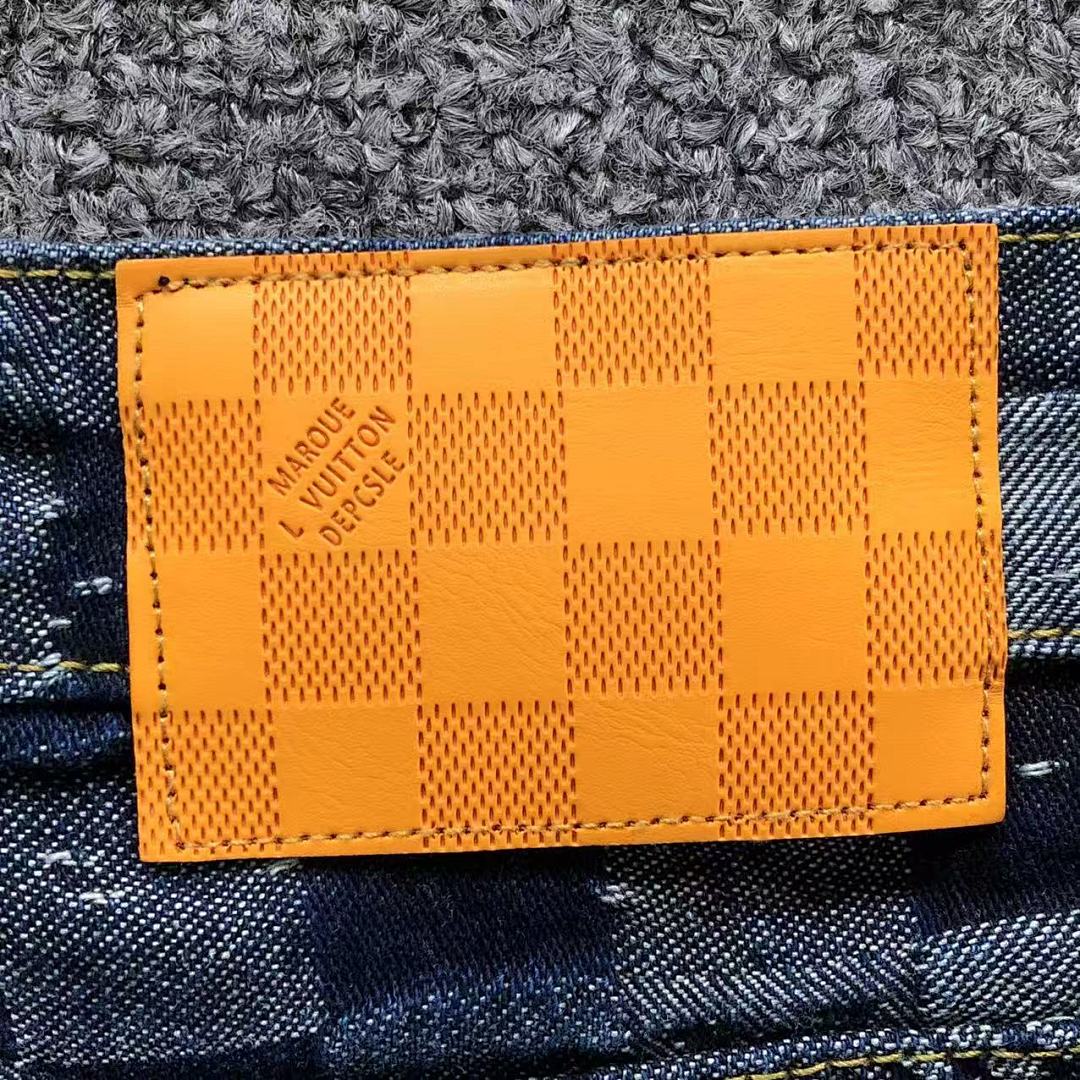 Louis Vuitton 215 L⭐ TROUSERS 504102617 (Im 170Cm 60Kg I Wear Size 28 In The Phot) - Image 9