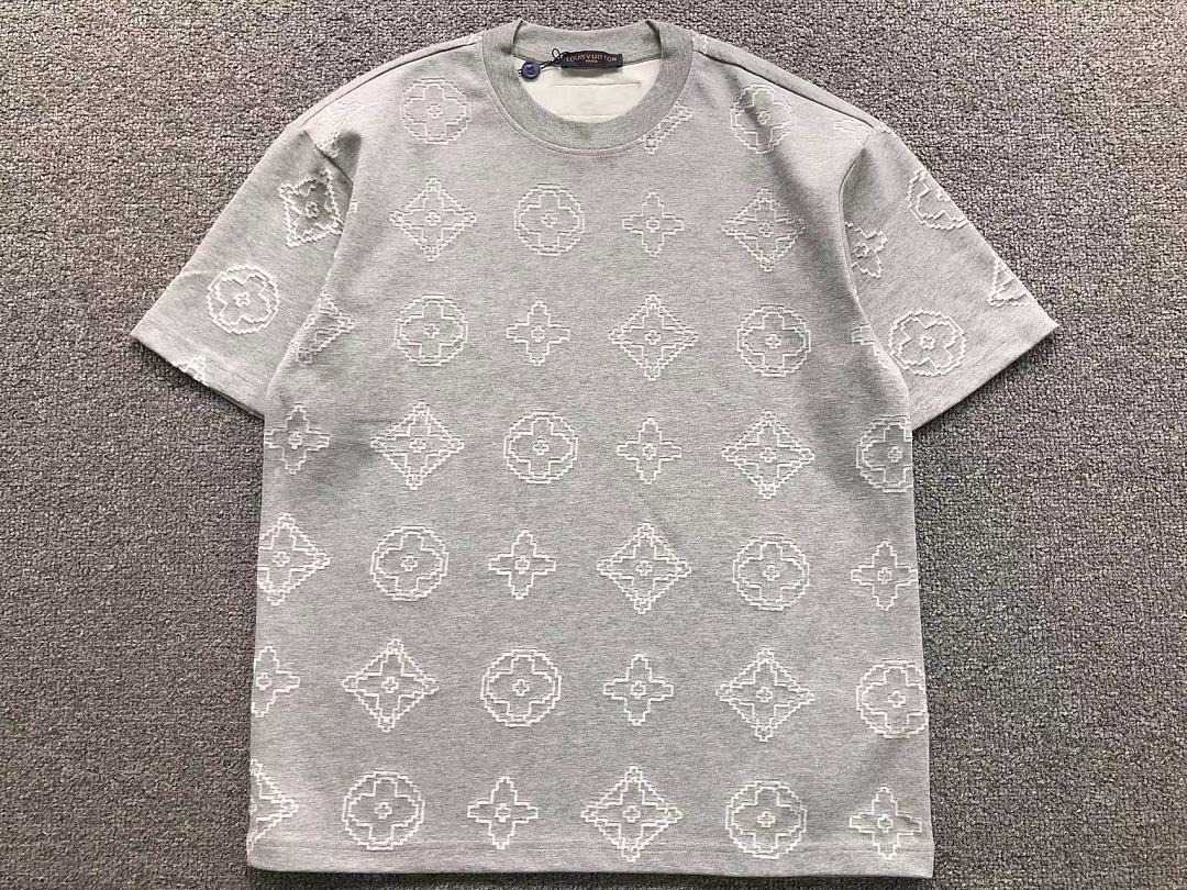 Louis Vuitton 138 L⭐ T-SHIRT 2204263405 (Im 170Cm 60Kg I Wear Size M In The Phot) - Image 7