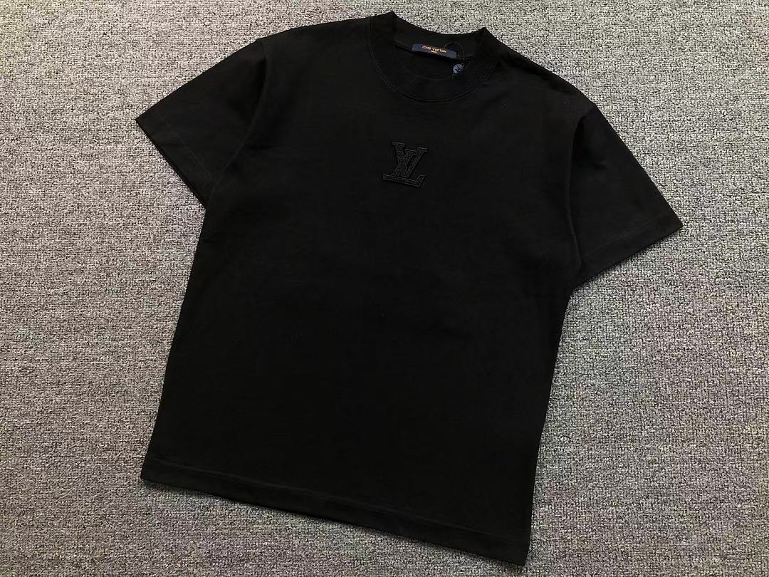 Louis Vuitton 108 L⭐ T-SHIRT 525220781 (Im 170Cm 60Kg I Wear Size S In The Phot) - Image 16