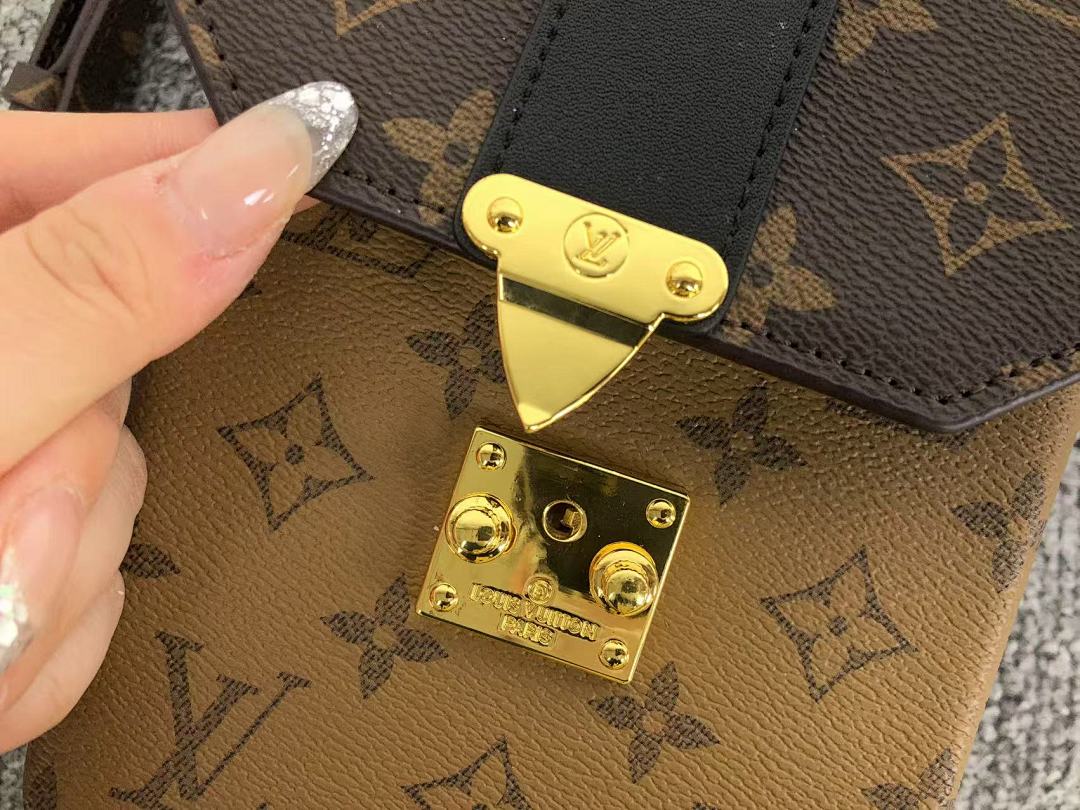 Louis Vuitton 135 L⭐ BAG 4105052513 (Long 13CM* Wide 7CM*16CM) - Image 19