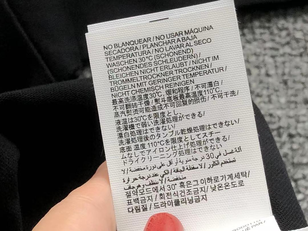 Off-White 105 OFF-WHITE T-SHIRT 5207182219 (Im 170Cm 60Kg I Wear Size M In The Phot) - Image 25
