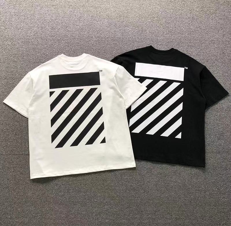Off-White 128 OFF-WHITE T-SHIRT 42051429165 (Im 170Cm 60Kg I Wear Size S In The Phot)