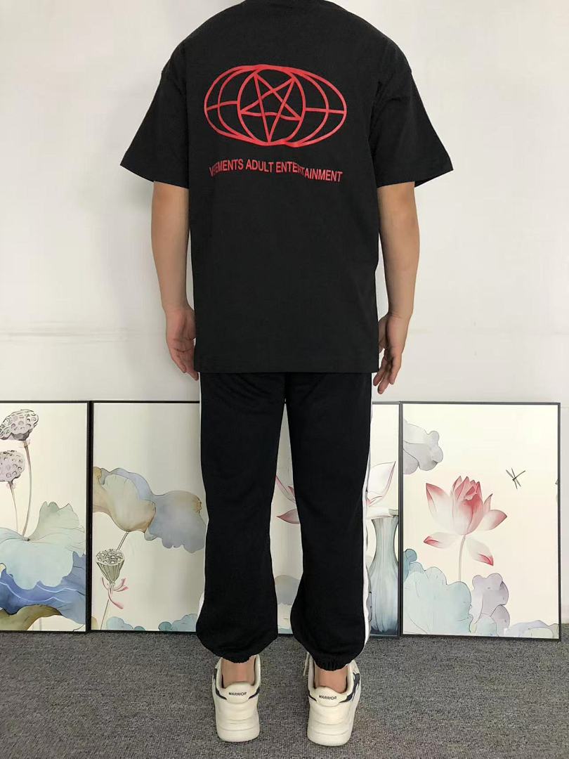 Vetements 88 VETEMENTS T-SHIRT 41091525145 (Im 170Cm 60Kg I Wear Size S In The Phot) - Image 4