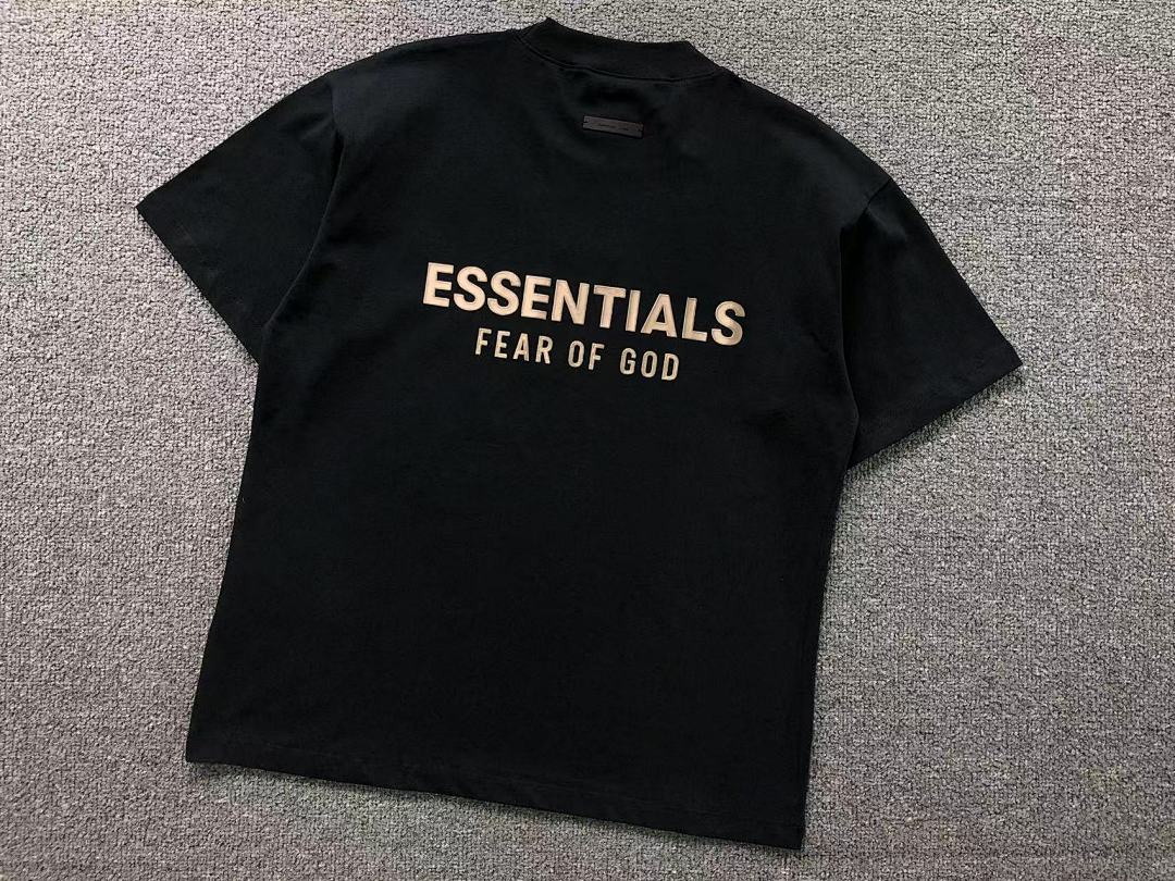 Fear of God SHORTS 115 FOG T-SHIRT - Image 10