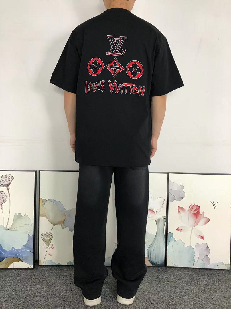 Louis Vuitton 115 L⭐ T-SHIRT 520121520 (Im 170Cm 60Kg I Wear Size M In The Phot) - Image 4