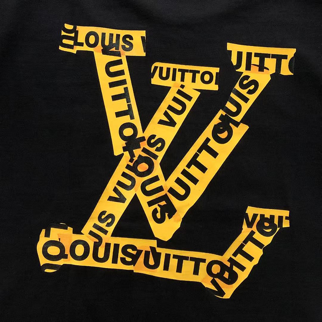 Louis Vuitton 115 L⭐ T-SHIRT 1106133260 (Im 170Cm 60Kg I Wear Size S In The Phot) - Image 9