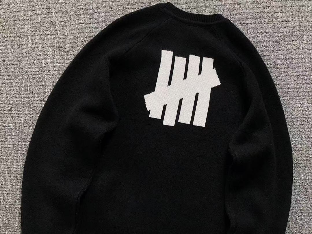 Undefeated 215 UNDEFEATED SWEATER 112241226 (Im 170Cm 57Kg I Wear Size M In The Phot) - Image 7