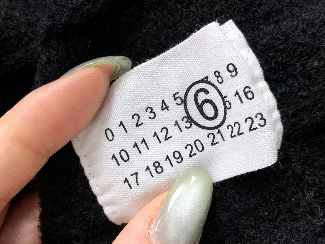 On Running 159 MAISON MARGIELA - Image 8