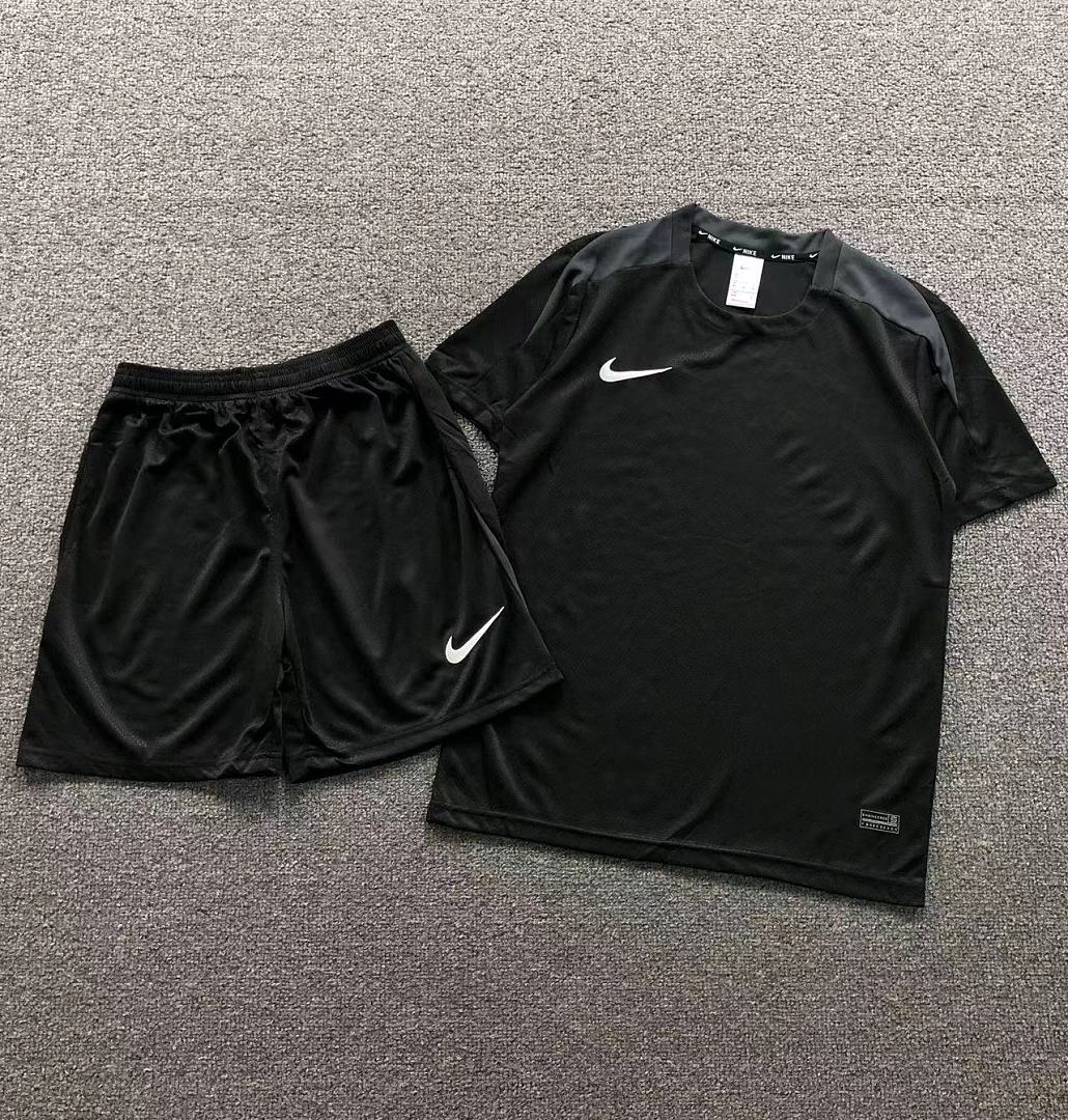Unbranded 88 FOOTBALL T-SHIRT SHORTS 1272731002 (Im 170Cm 60Kg I Wear Size M In The Phot)