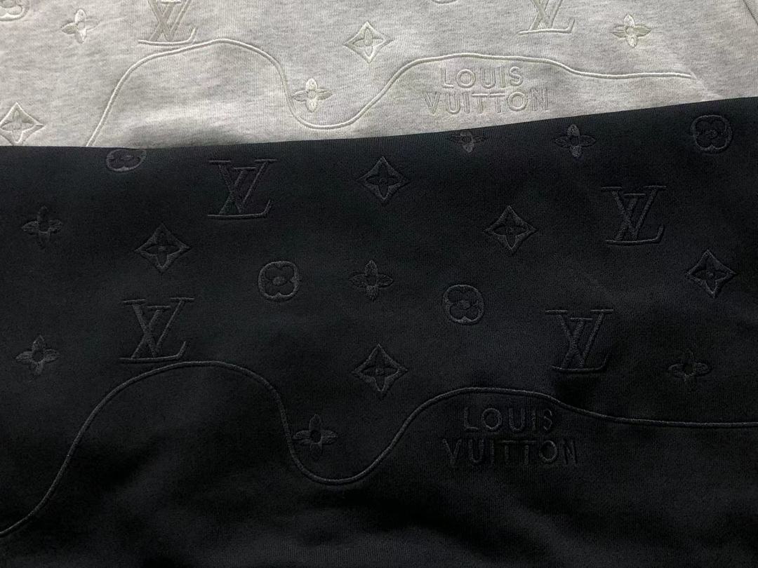 Louis Vuitton 195 L⭐ HOODIE 1111031552 (Im 170Cm 60Kg I Wear Size M In The Phot) - Image 14