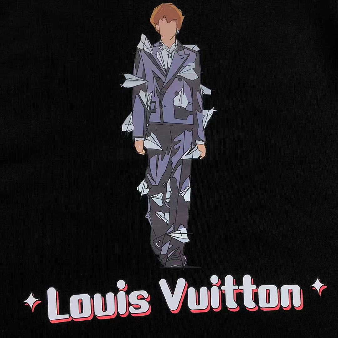 Louis Vuitton 158 L⭐ T-SHIRT 22040351001 (Im 170Cm 60Kg I Wear Size XS In The Phot) - Image 13