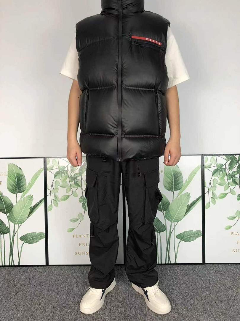Prada 428 P⭐A⭐A DOWN JACKETS (Im 170Cm 57Kg I Wear Size L In The Phot) - Image 6