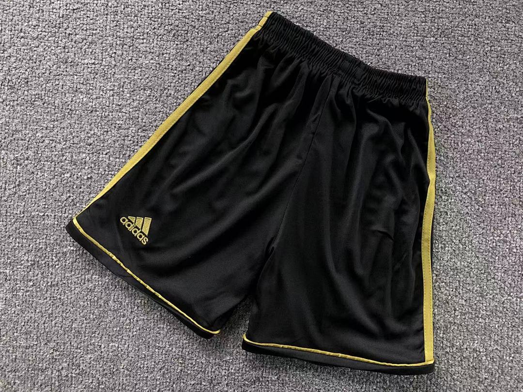 Chanel 95 FOOTBALL T-SHIRT SHORTS - Image 25