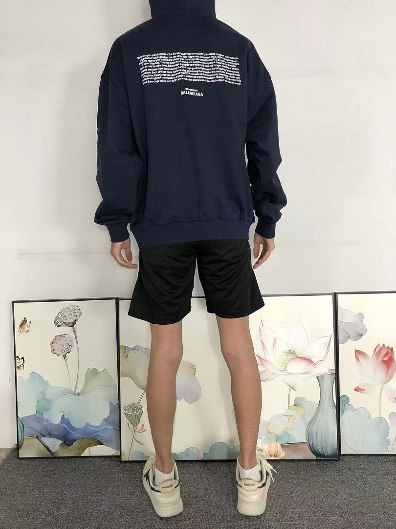Balenciaga 188 B⭐L⭐⭐⭐IA⭐A HOODIE 2209041237 (Im 170Cm 60Kg I Wear Size L In The Phot) - Image 4